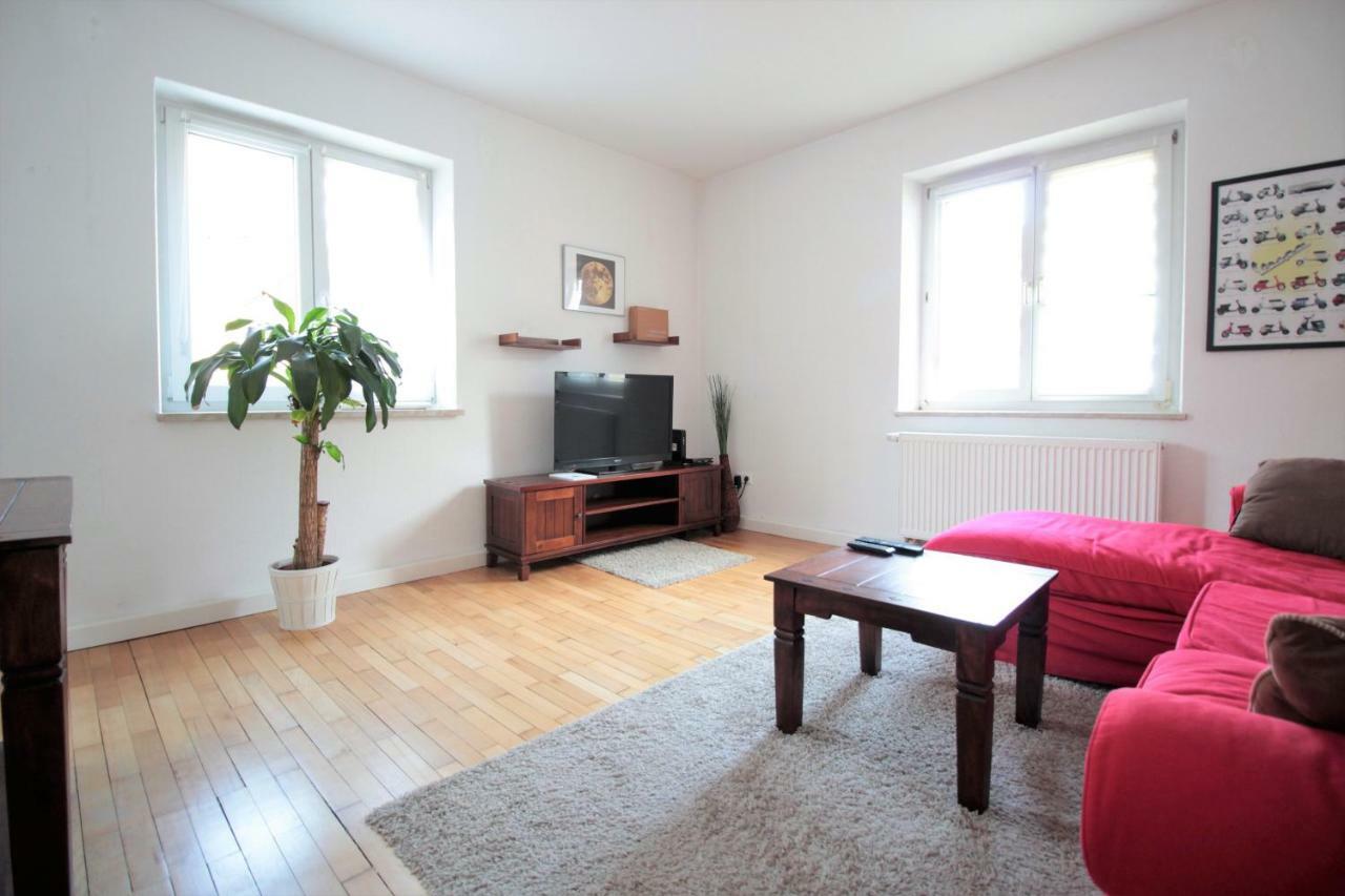 Charming 3-Bedroom Apartment With Parking Lot Wurzburg Ngoại thất bức ảnh