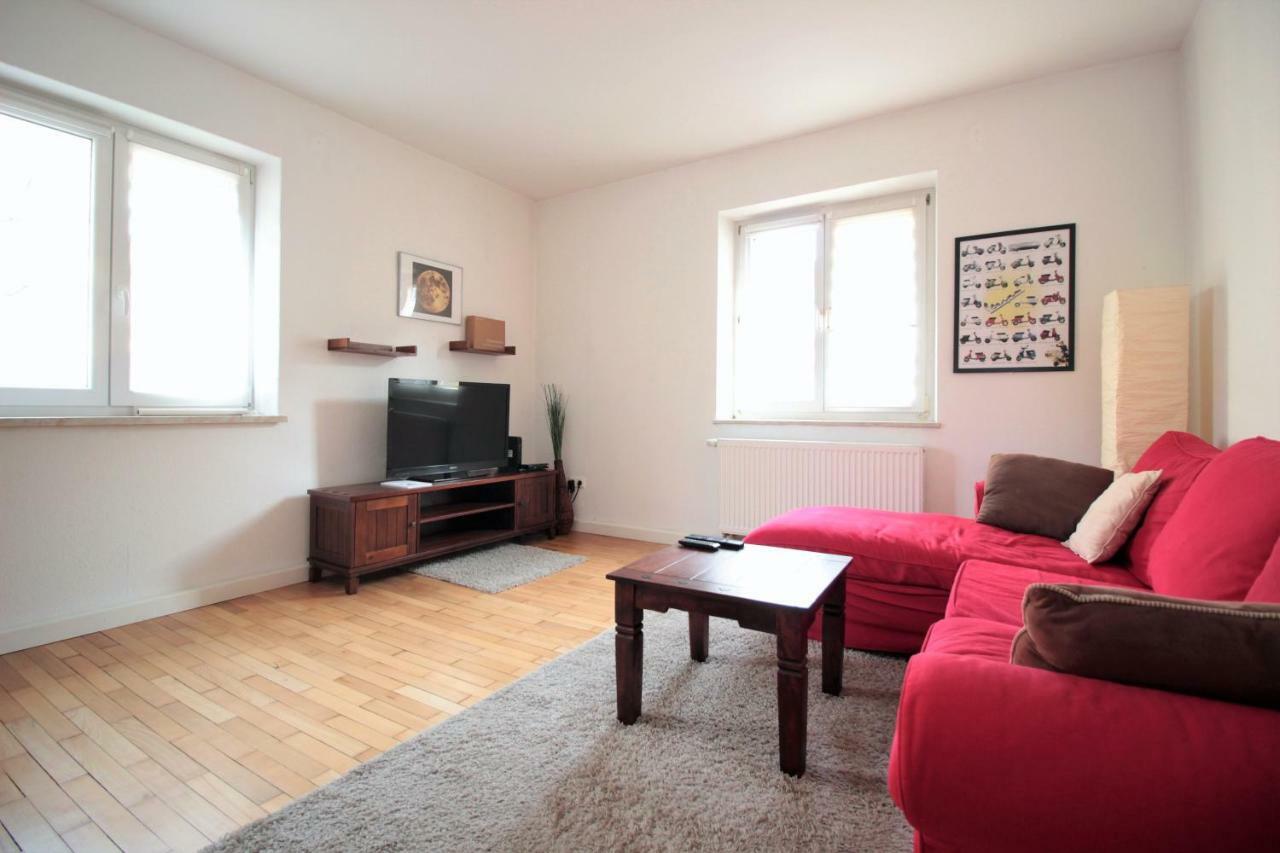Charming 3-Bedroom Apartment With Parking Lot Wurzburg Ngoại thất bức ảnh